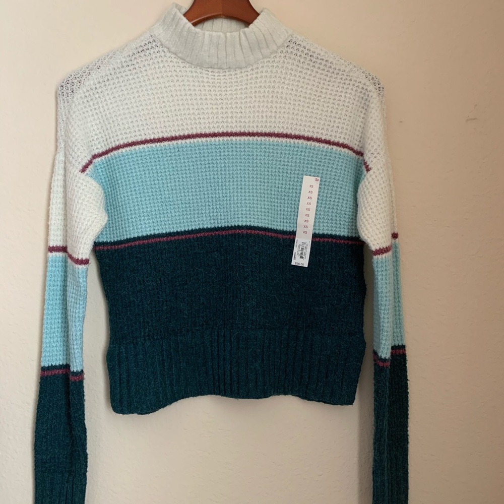 Women’s Sweater Size XS  New With Tags